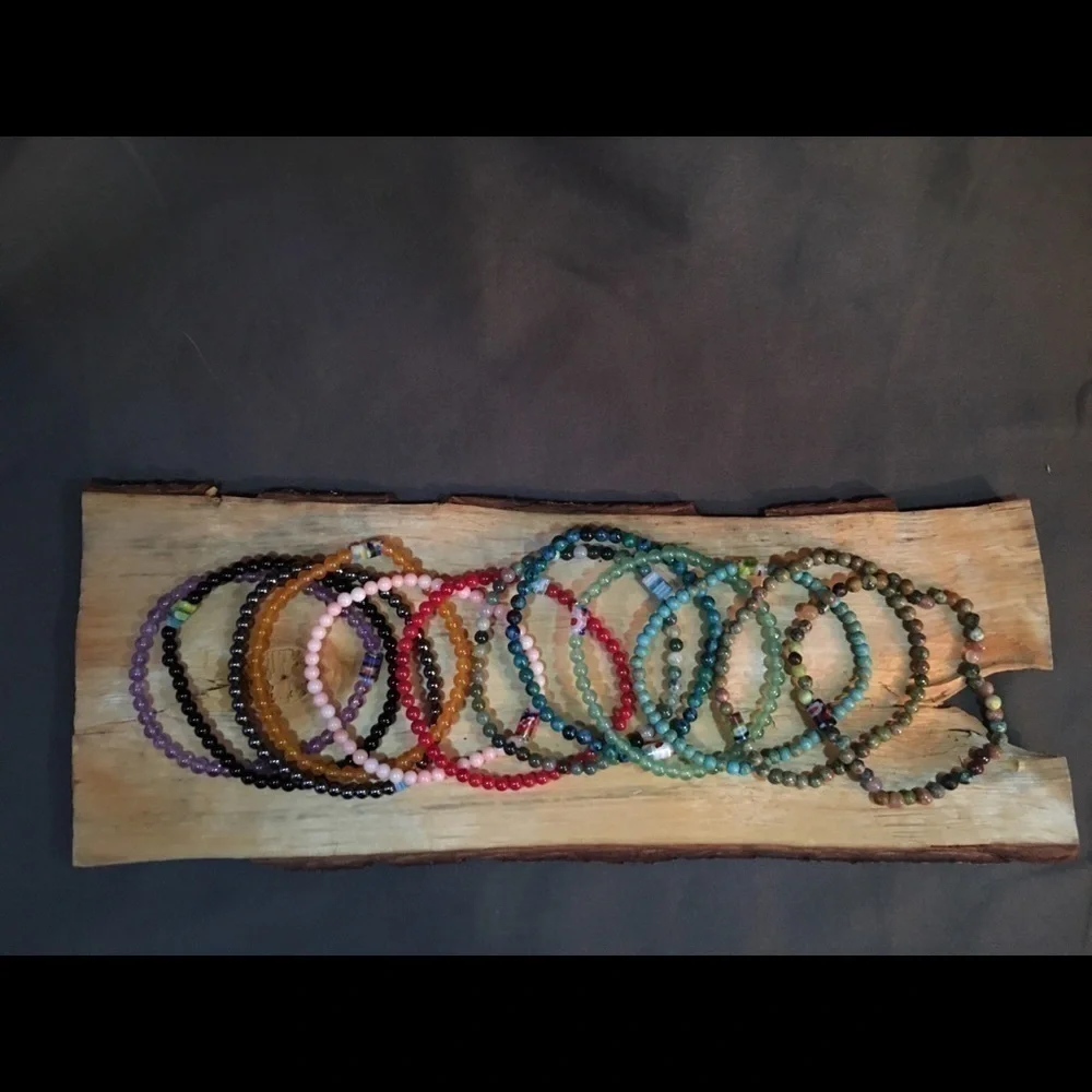 ❇️💚 semiprecious mini bracelet